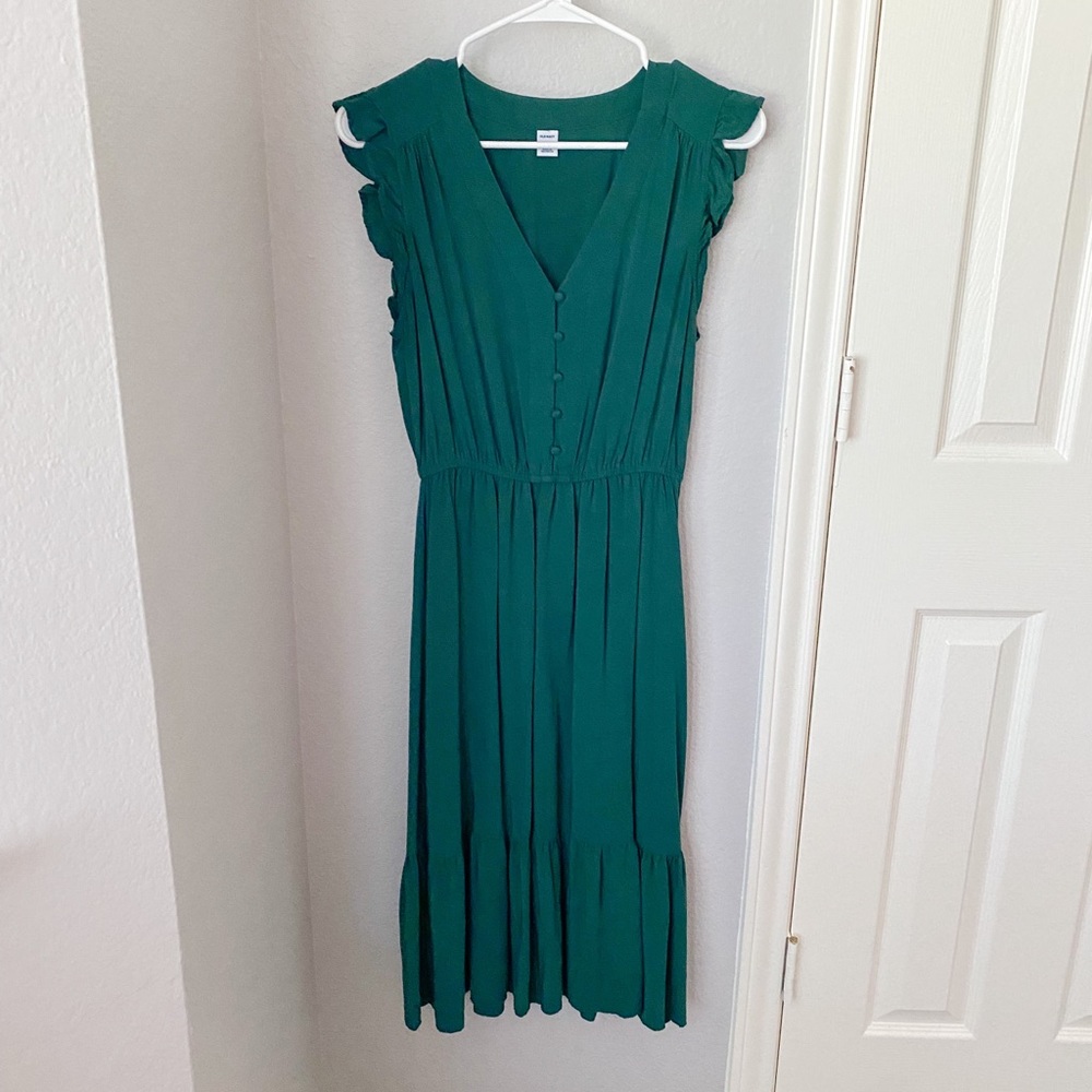 Flutter Sleeve Midi Dress